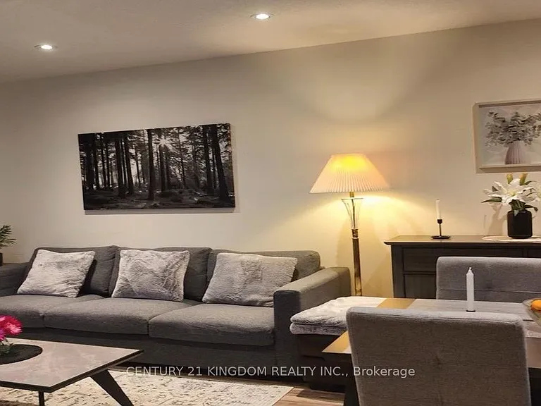 7325 Markham Rd #727 — Photo 23