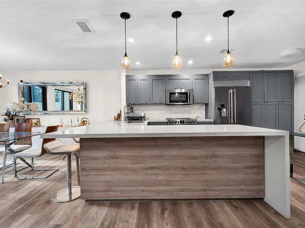 3991 Adra Ave #B-55, Doral, FL 33178