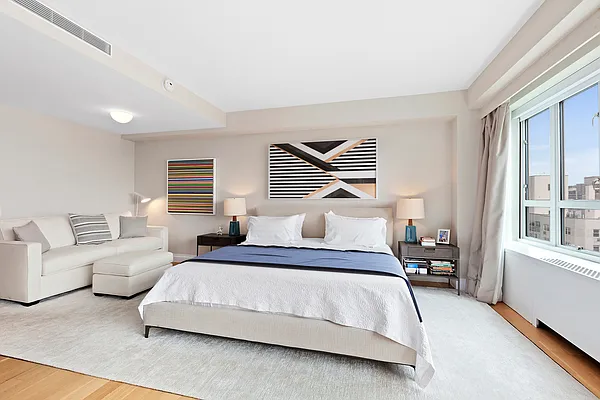 Rented by Douglas Elliman | media 15