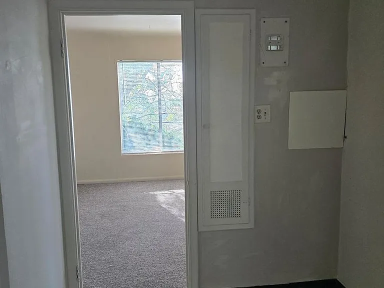 76 W Apricot Ave #2 — Photo 33