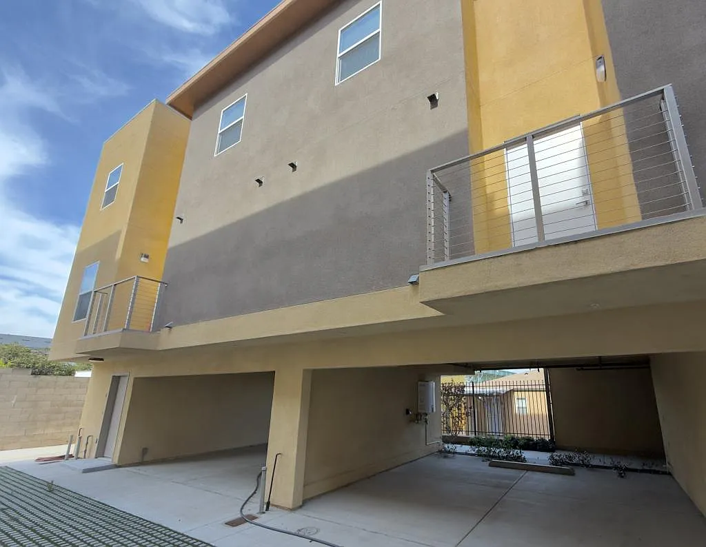 4969 Imperial Ave, Unit 3 — Photo 1