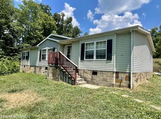 111 Moose Trail Ln, Powell, TN 37849