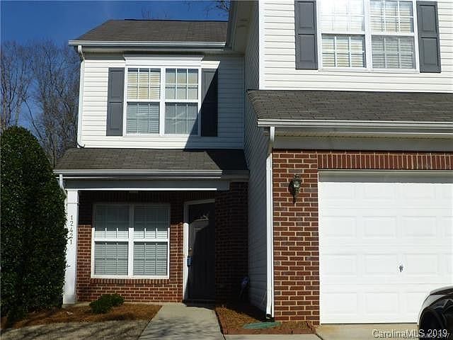 1st image of 12421 Stratfield Place Cir