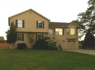 27 Moss Way, Cartersville, GA 30120
