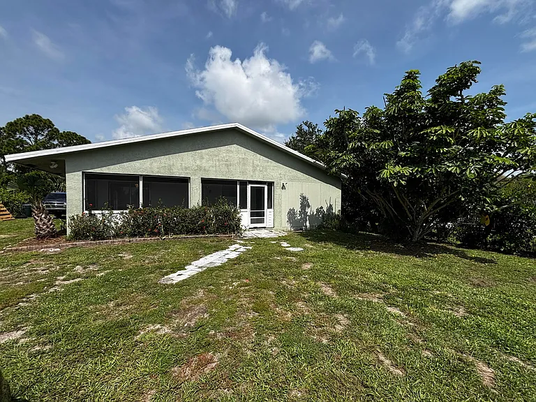 11003 Ridge Ave #B — Photo 1