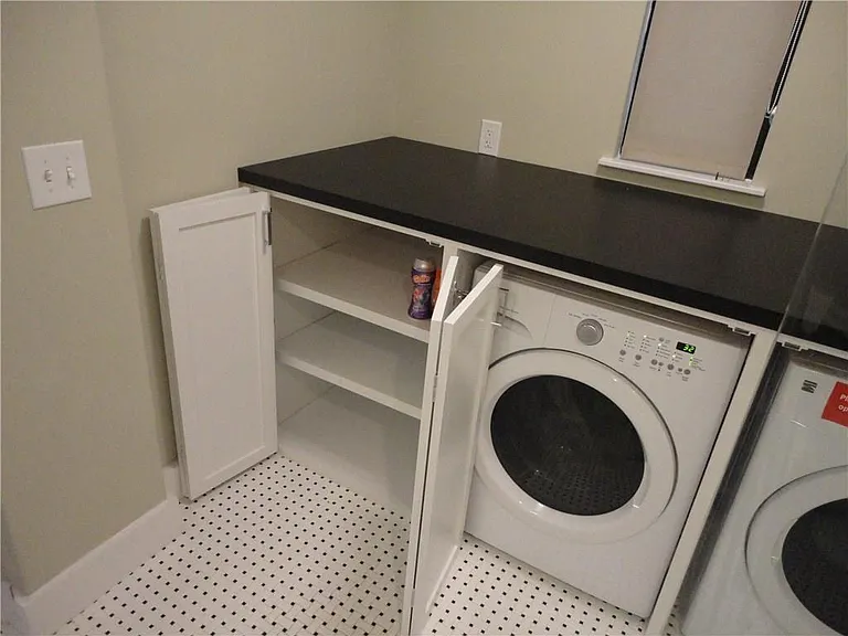 3311 Speedway #B — Photo 22