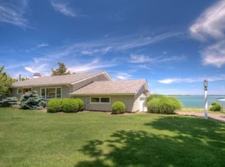 3 Mashomuck Dr, Sag Harbor, NY 11963