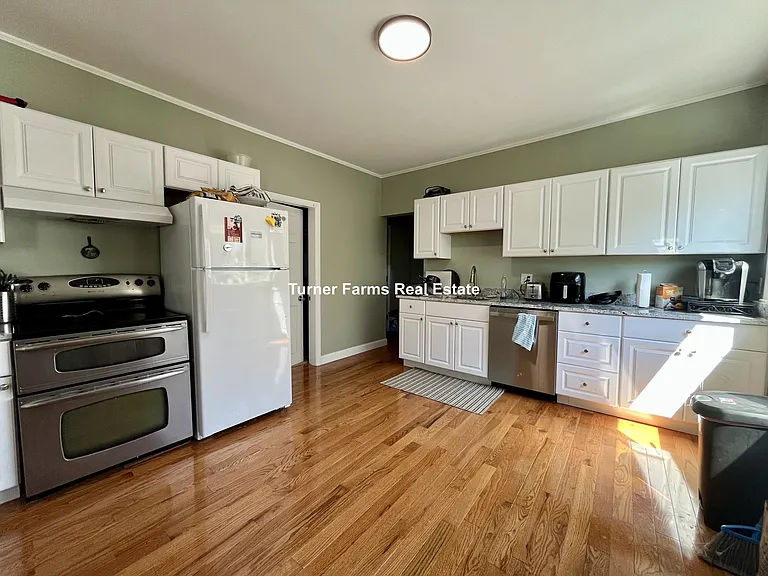 45 Martin St #2 — Photo 16