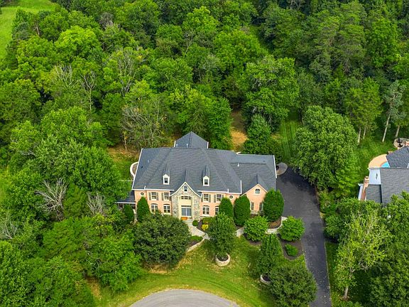 3rd image of 42618 Trappe Rock Ct
