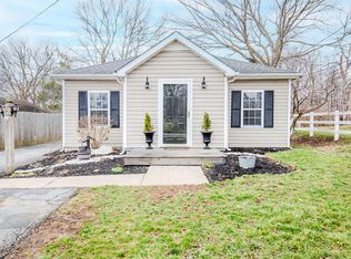 708 E Maple St, Nicholasville, KY 40356