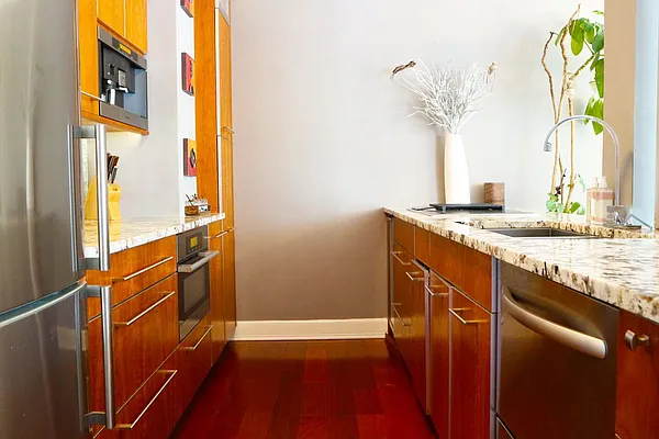 Rented by Barlavi Inc. | media 29