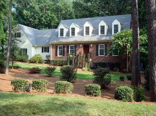 105 Kinnaird Ln, Cary, NC 27511