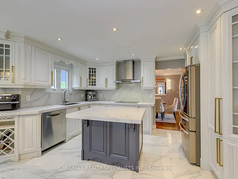 1499 Ravensmoor Cres — Photo 15