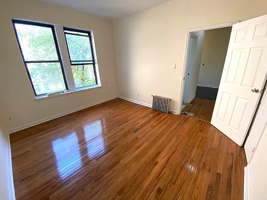 Rented by Voro New York | media 49