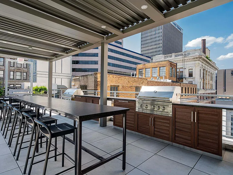 Mercantile Apartments — Photo 17