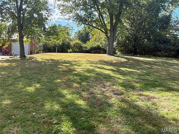 4th image of 1421 & 1435 Schoettler Rd