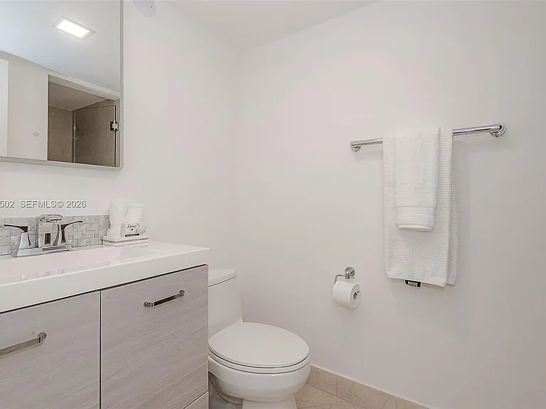 6423 Collins Ave #309 — Photo 28