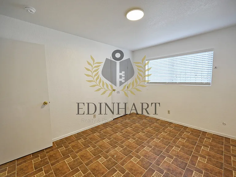 2303 S Poppy Ave #101 — Photo 15