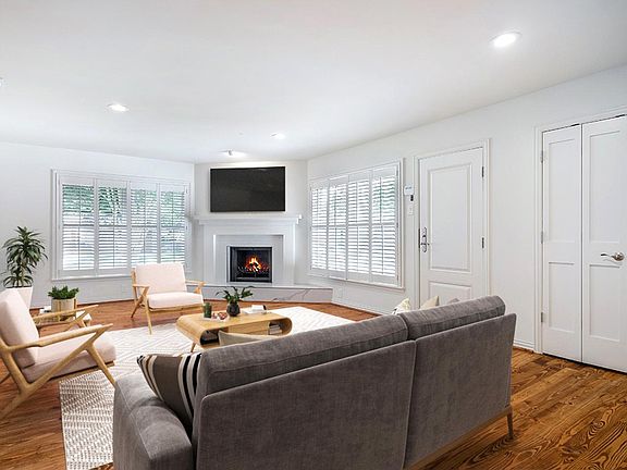 Optionally furnished common areas! Common areas can come beautifully furnished by our in-house design team for an additional fee.