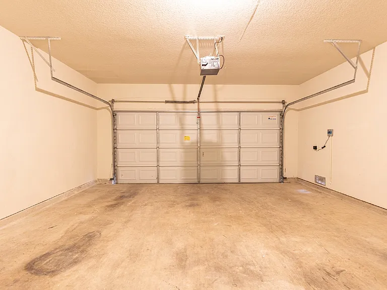 15927 Sight Scape — Photo 32
