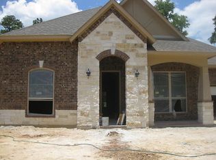 35 Golden Orchard Pl, Magnolia, TX 77354