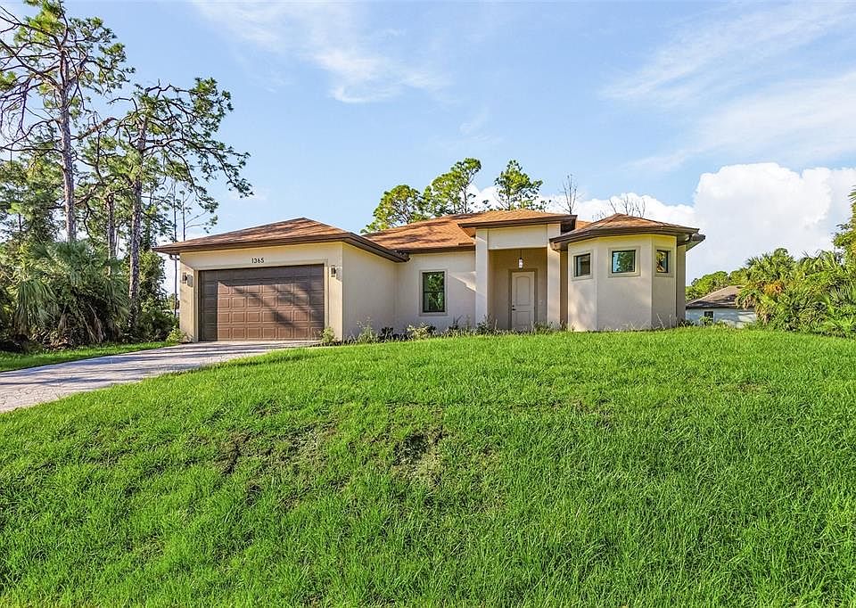 1st image of 1365 WOODCREST LANE