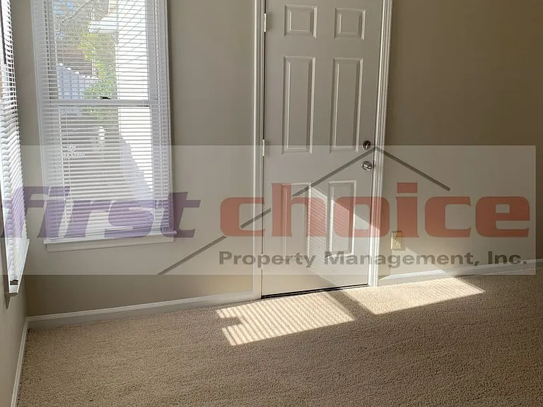 1750 Ridgefield Ct — Photo 18
