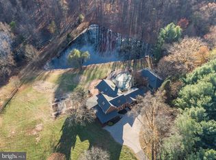 14325 Dove Ln, Leesburg, VA 20176