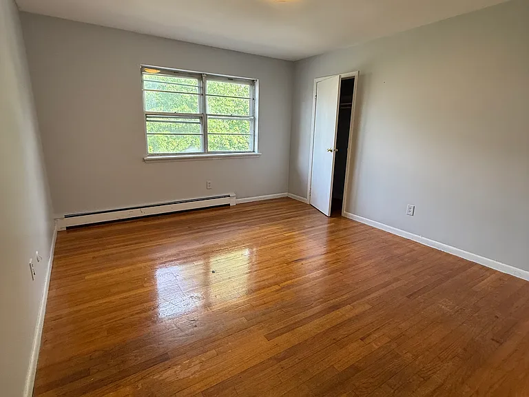 347 Aycrigg Ave #C10 — Photo 16