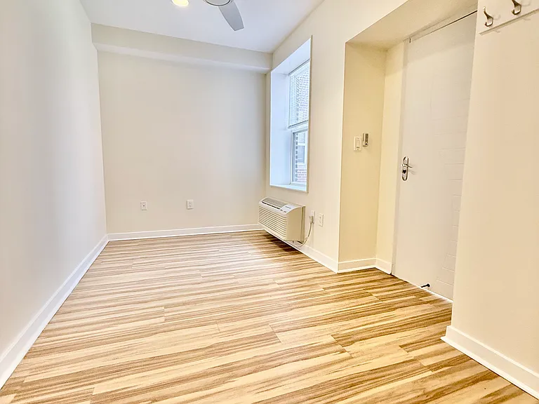 241-55 S 49th St #317 — Photo 6