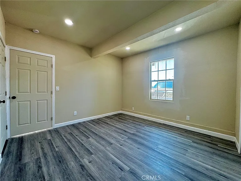 851 Woodcrest Ave #1 — Photo 4