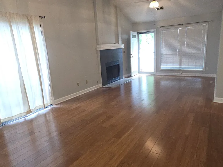2637 Saint Charles Ln NW — Photo 2