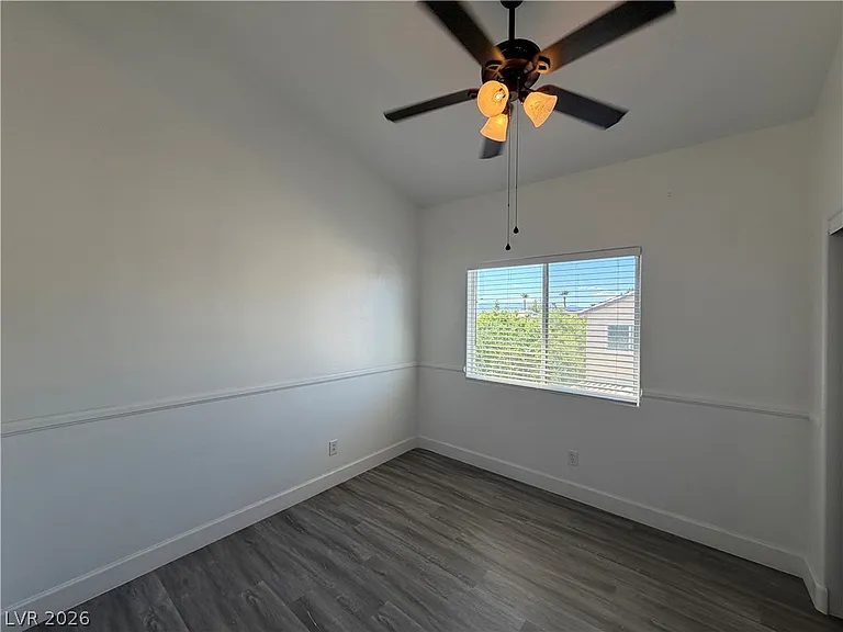 2456 Sheltered Meadows Ln — Photo 24