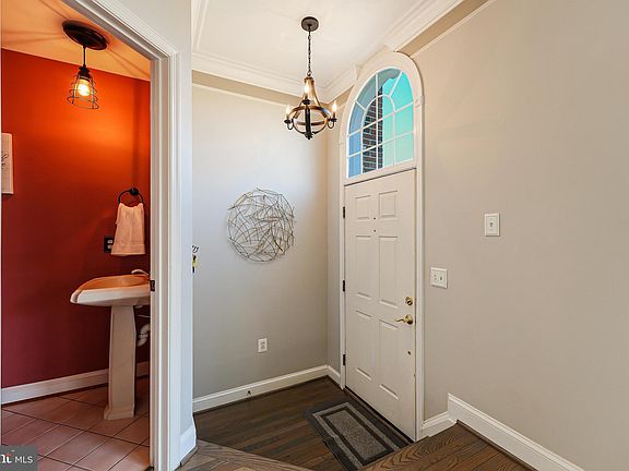 4th image of 4049 Stewarts Bridge Ct