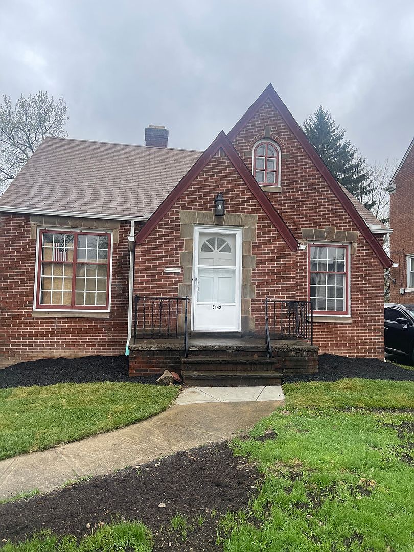 ⭐️Y.K⭐️ 5142 Knox St, Philadelphia, PA 19144 | Zillow