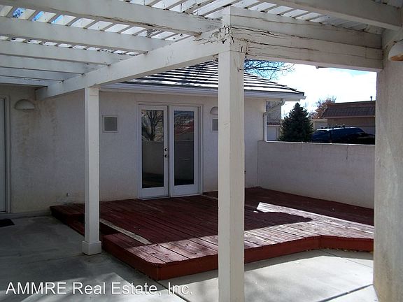 4th image of 5744 Bartonwood Pl NE