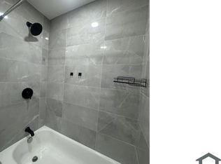 82 Scheerer Ave, Newark, NJ 07112