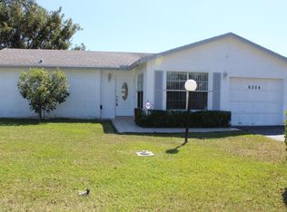 6304 Silver Moon Ln, Greenacres, FL 33463