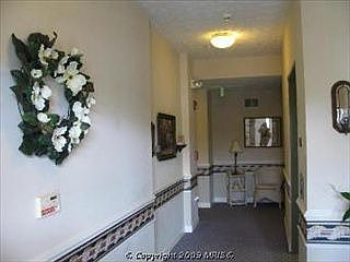 3rd image of 109 Sunshine Ct Unit K