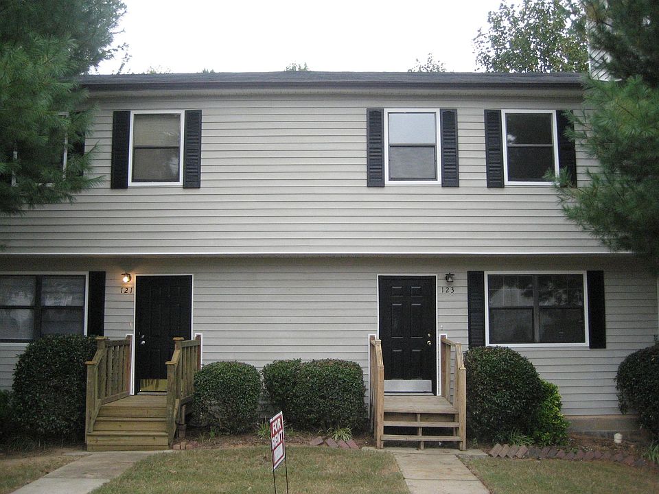 1st image of 125 Bentley Pkwy