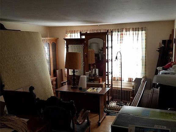 3rd image of 208 Callodine Ave