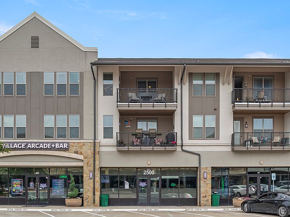 4th image of 2500 King Arthur Blvd Unit 309