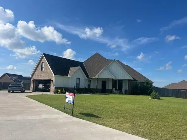 5390 NE Elk Point Rd, Elgin, OK 73538