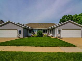 1811 Buchanan St, Little Chute, WI 54140