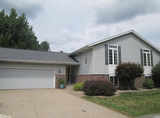 2412 Florence Ave, Burlington, IA 52601