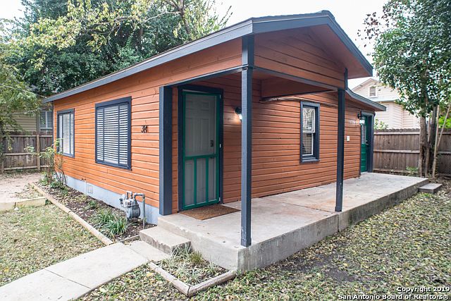 1st image of 314 Refugio St