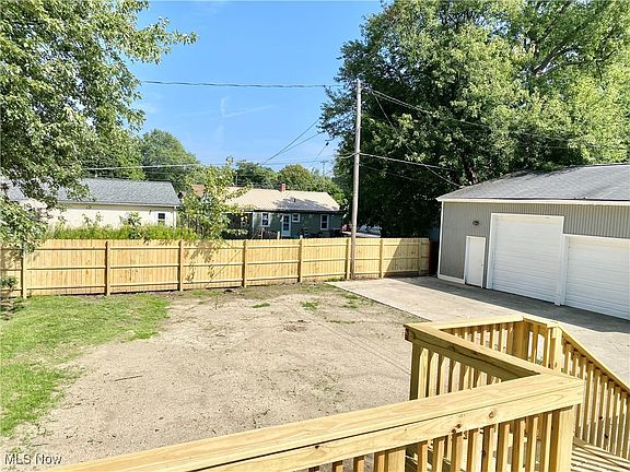 5th image of 1263 Argyle Dr