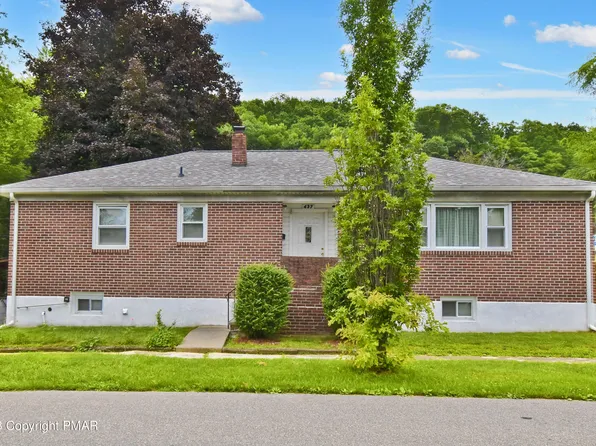 437 Clermont Ave, Stroudsburg, PA 18360
