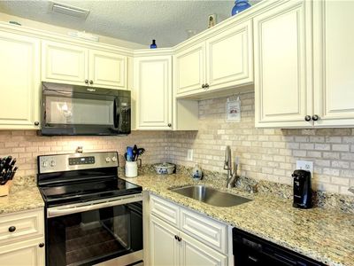 10 Vista Palm Ln APT 202, Vero Beach, FL, 32962