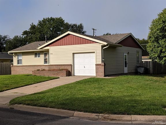2nd image of 1906 Haskett Ave